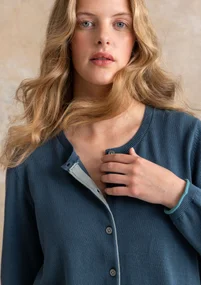 Cardigan "Esme" i økologisk/genanvendt bomuld - indigo grøn