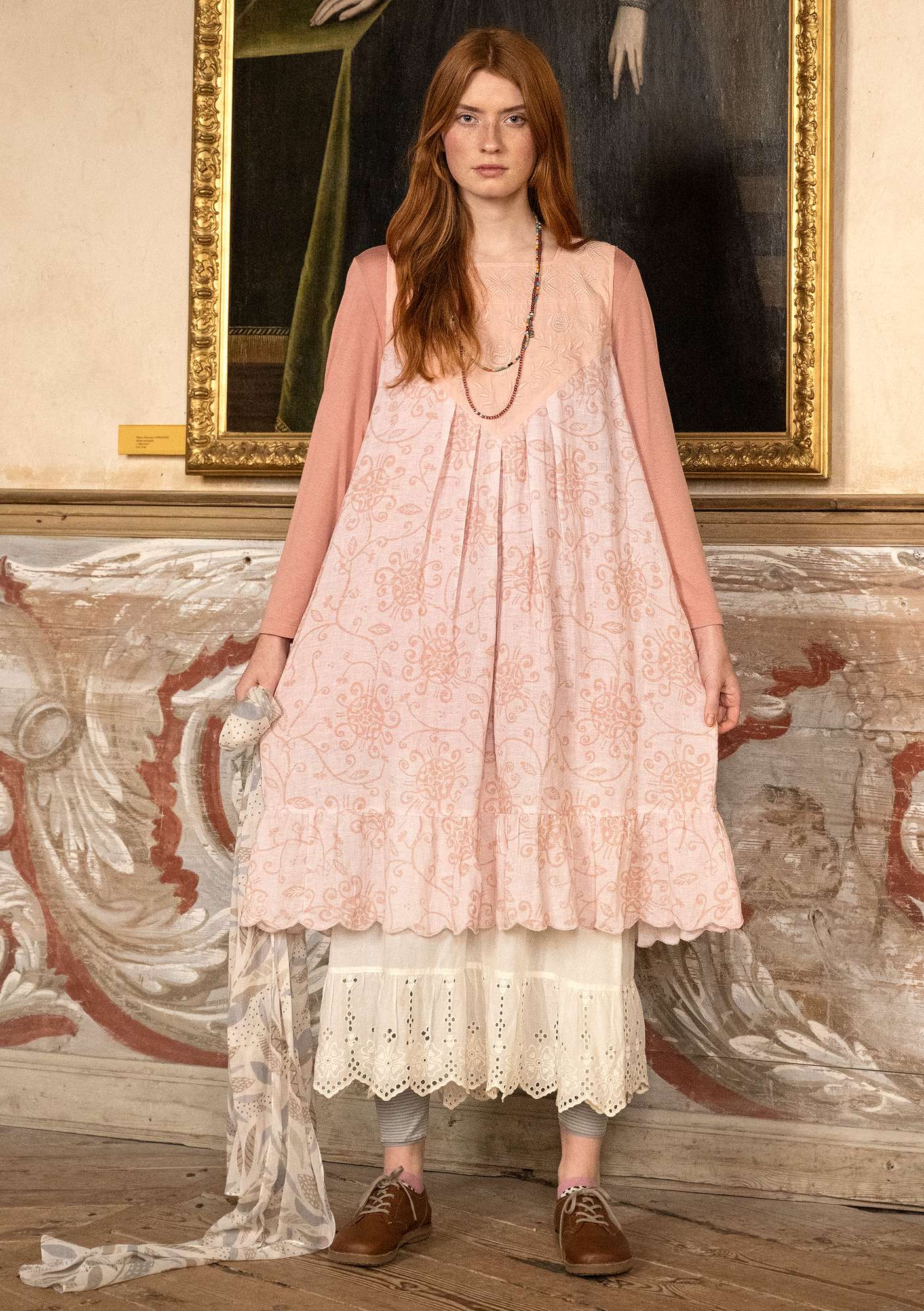 “Elisabeth” dress in woven organic cotton/linen Pale powder pink thumbnail
