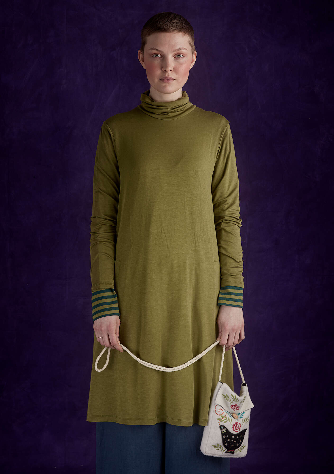 “Öland” jersey dress in lyocell/spandex moss green