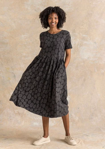 Jerseykleid „Himla“ aus Bio-Baumwolle - schwarz-gemustert