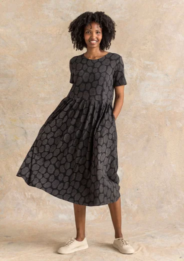 Jerseykleid „Himla“ aus Bio-Baumwolle - schwarz-gemustert