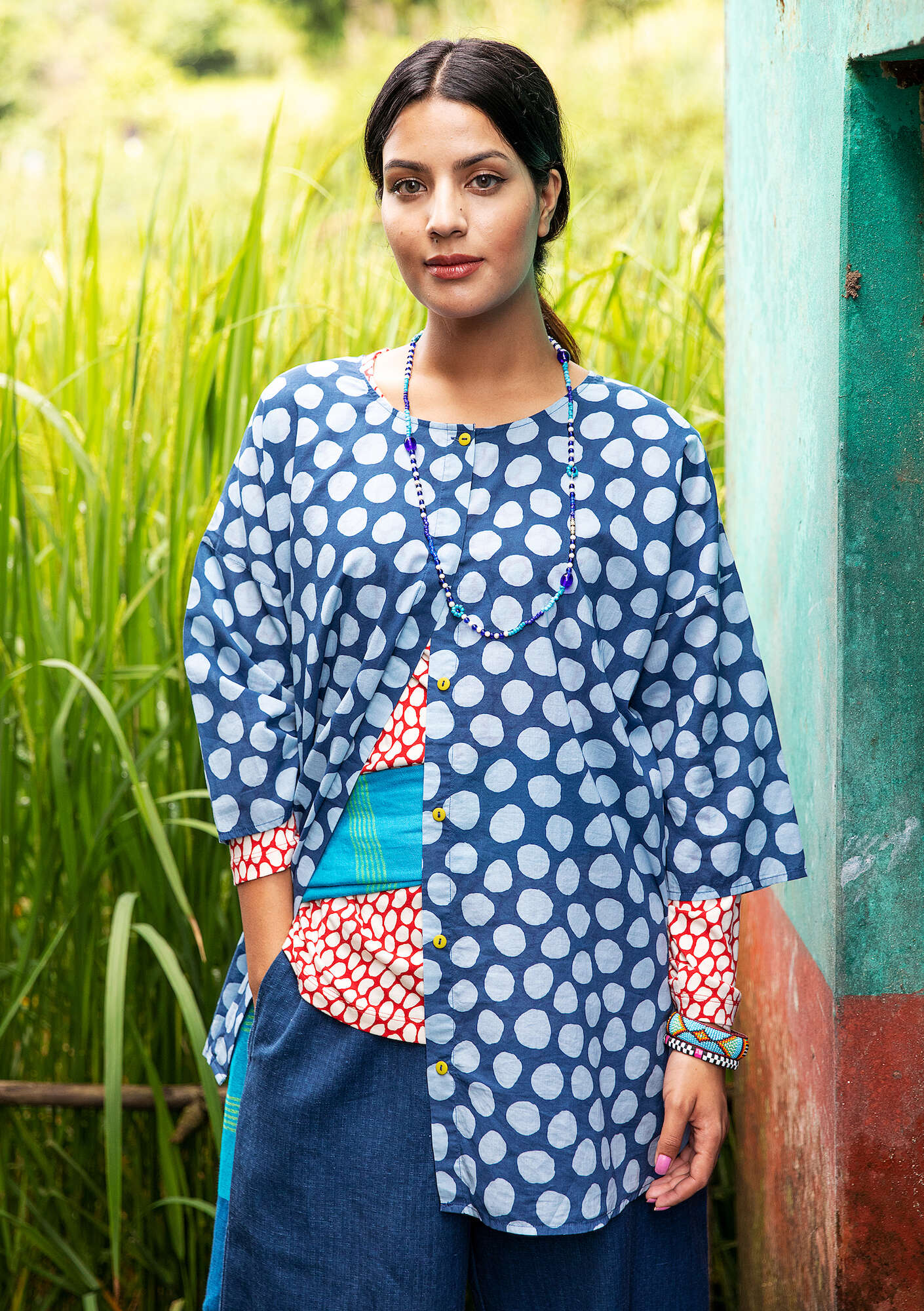 Woven “Yayoi” blouse in organic cotton indigo