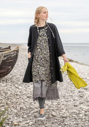 Coatigan in felted organic wool - black