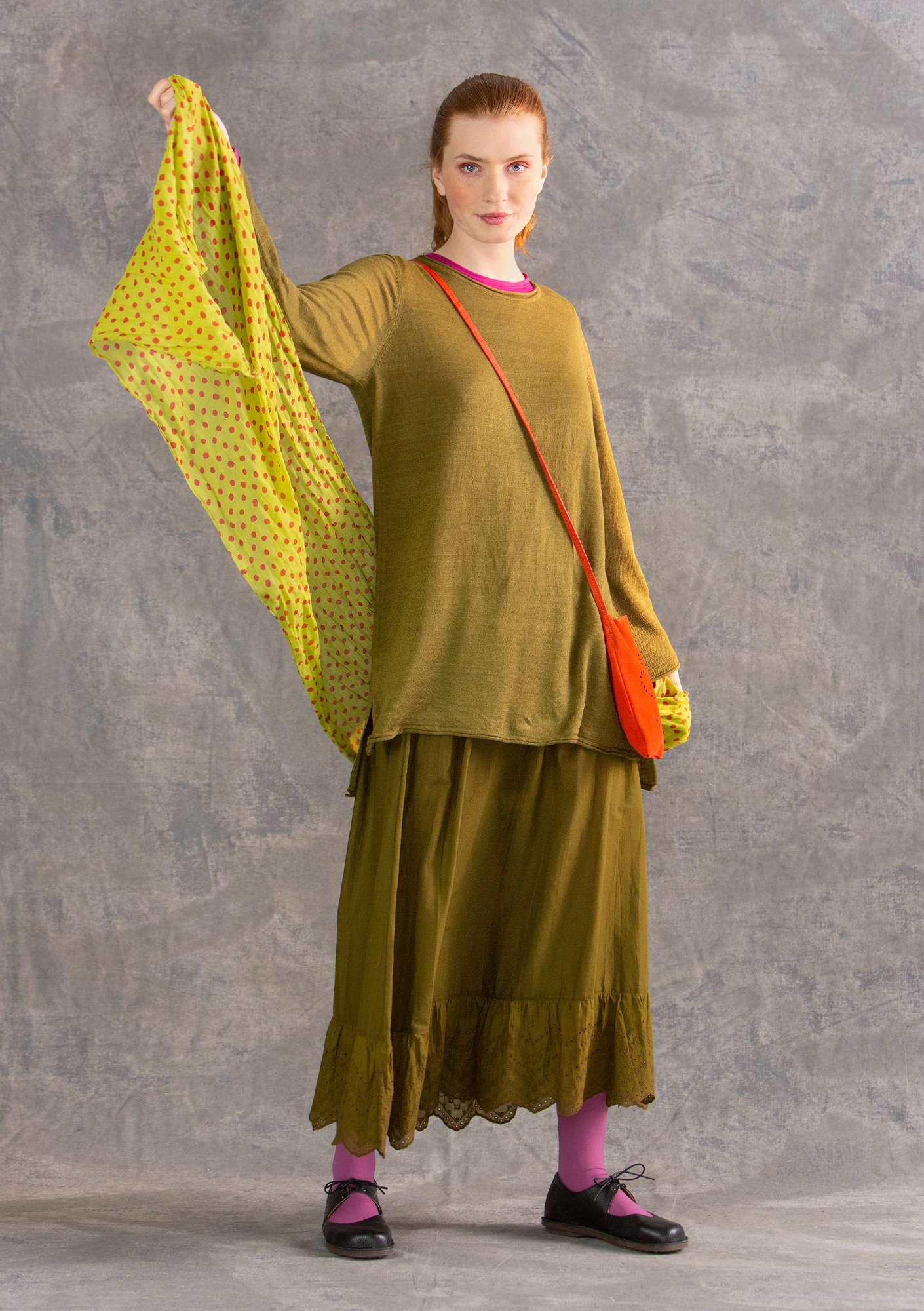 Tunic in a recycled linen knit fabric dark olive thumbnail