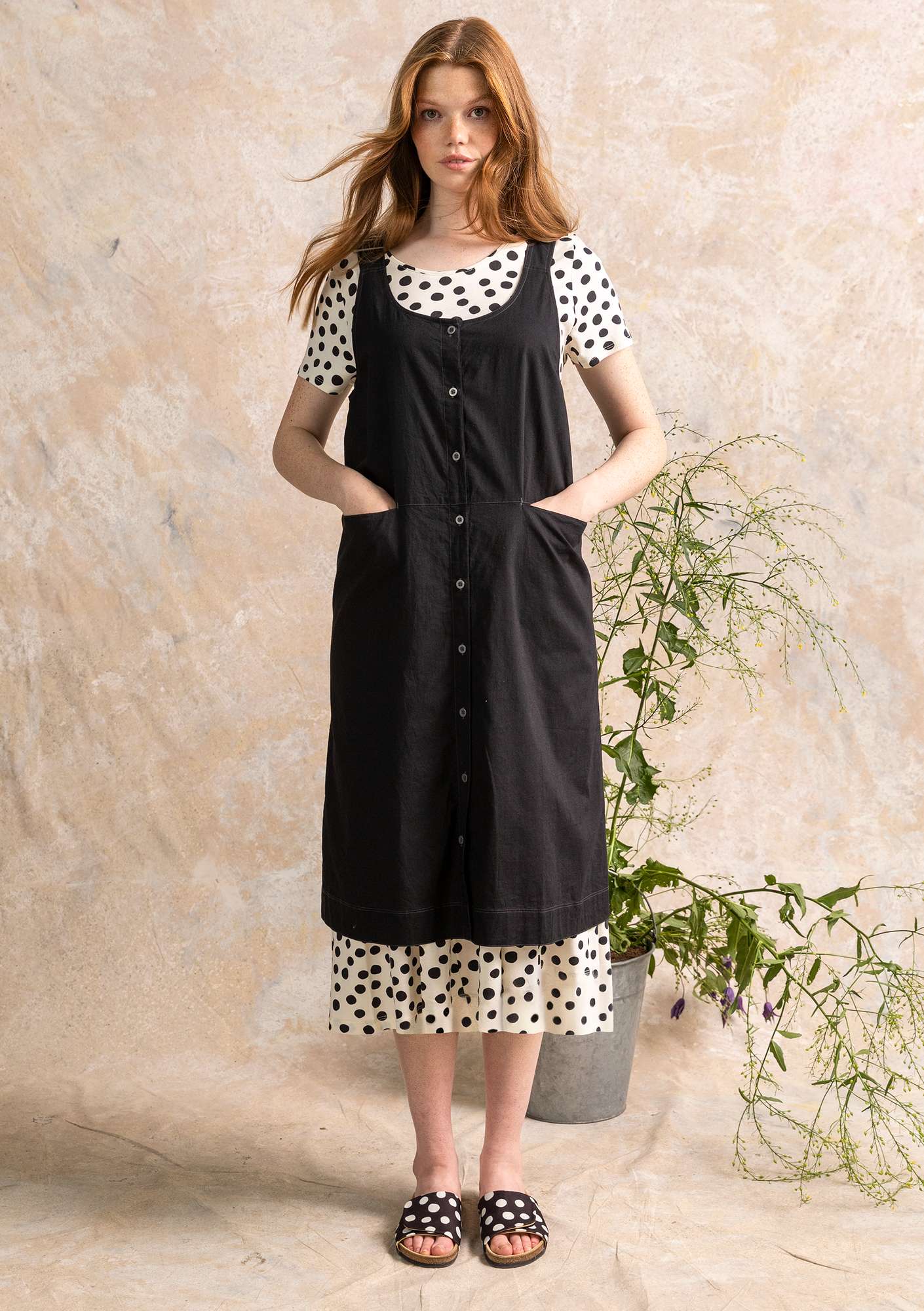 Balalaika-Kleid „Amber“ aus Öko-Baumwolle/Leinen schwarz