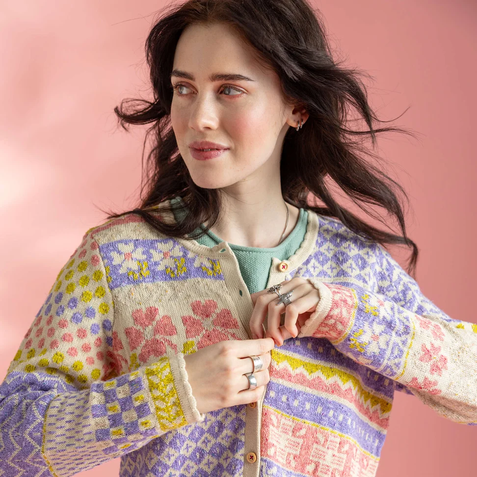 Strickjacke „Edith“ aus Leinen/Recycling- und Bio-Baumwolle - mehrfarbig