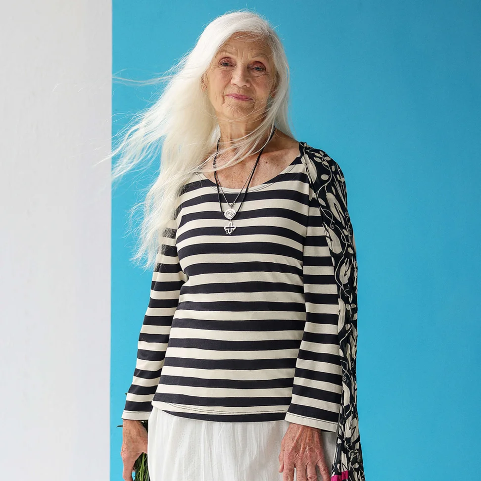 “Aina” jersey top in organic cotton/modal - black