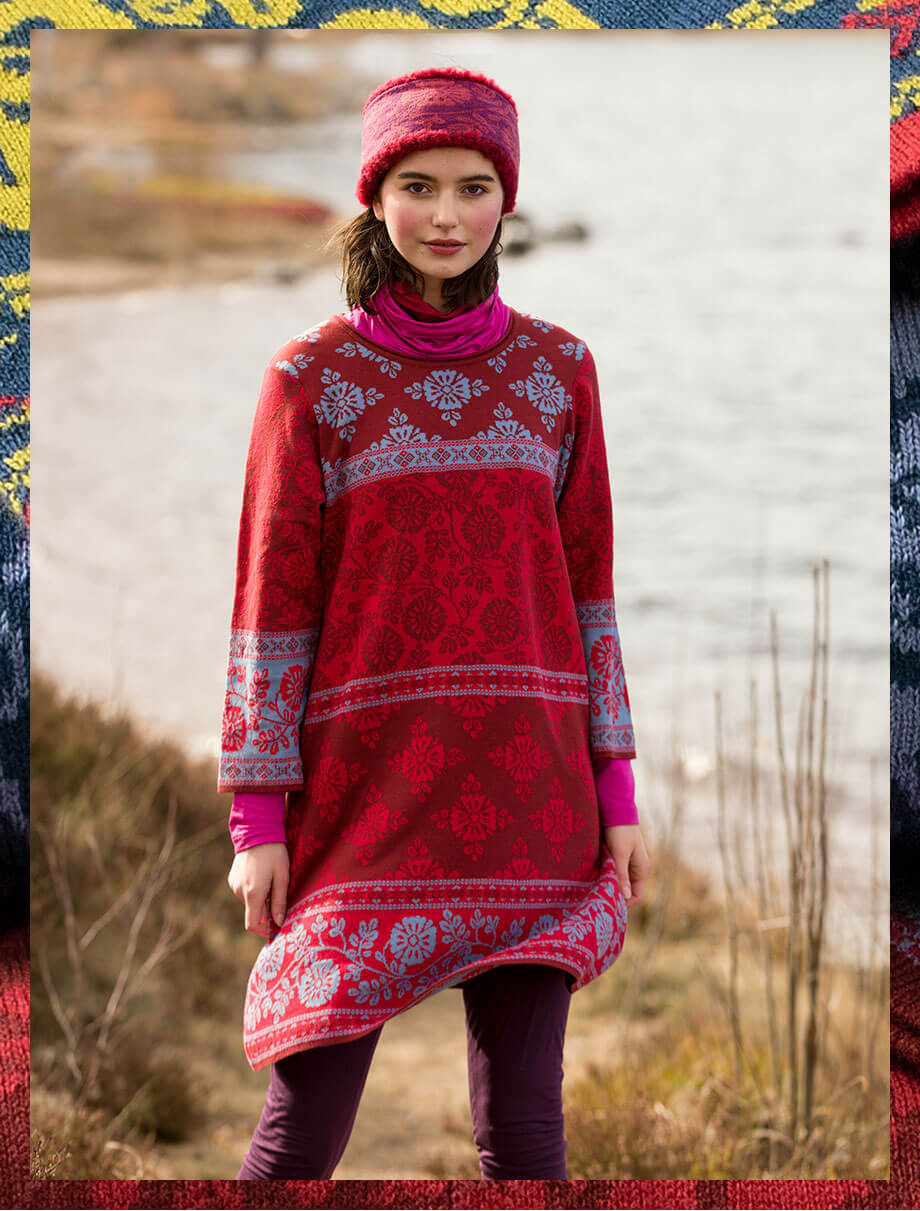 “Lace” jacquard tunic made of organic cotton in agate red