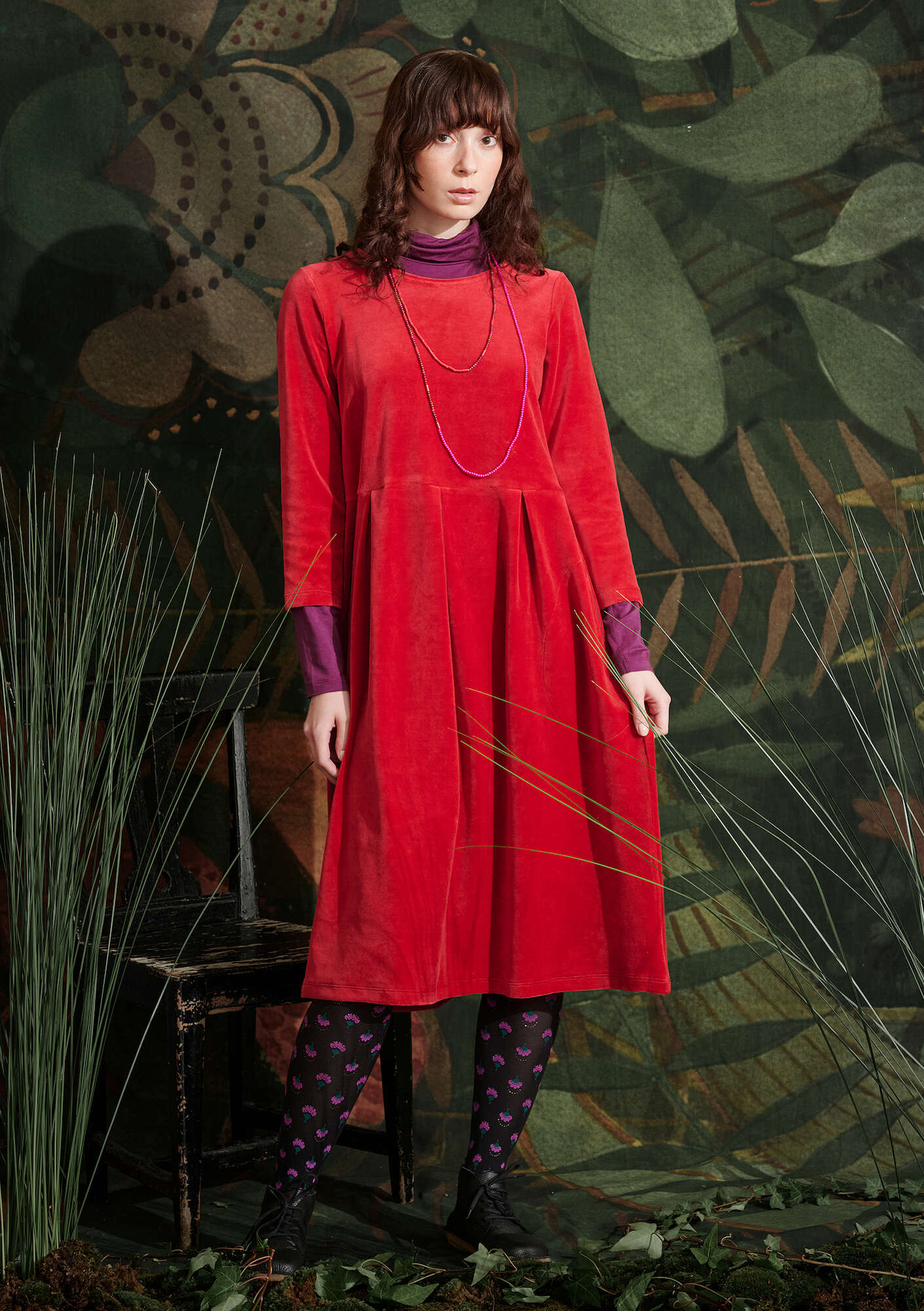 “Orsa” velour dress in organic cotton/recycled polyester tomato thumbnail