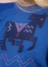 Bestickte Bluse „Skåne“ aus Bio-Baumwolle (brillantblau L)