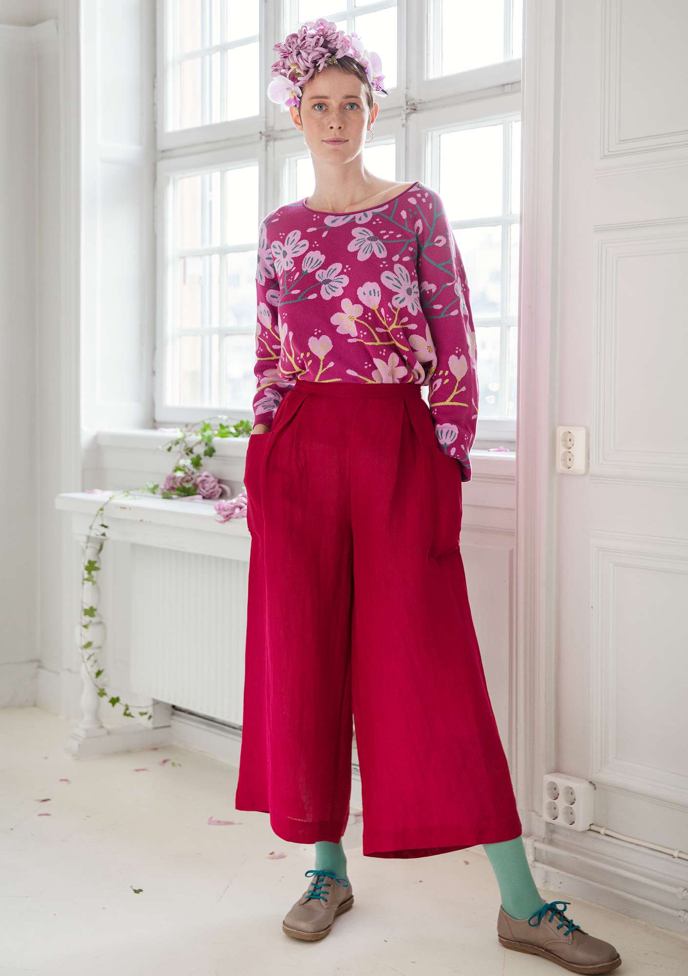 Woven linen/lyocell trousers dark hibiscus