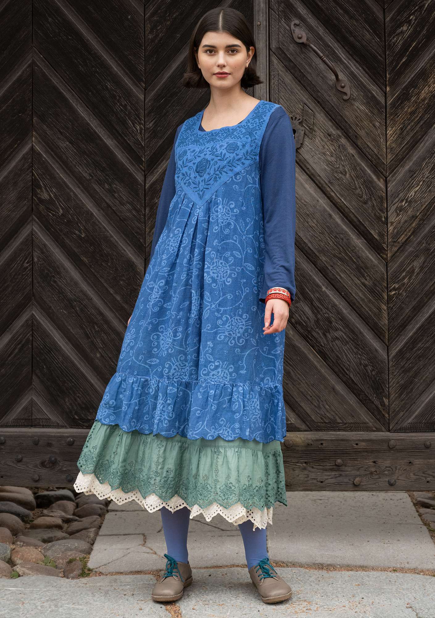 Vevd kjole «Elisabeth» i økologisk bomull / lin lupin thumbnail