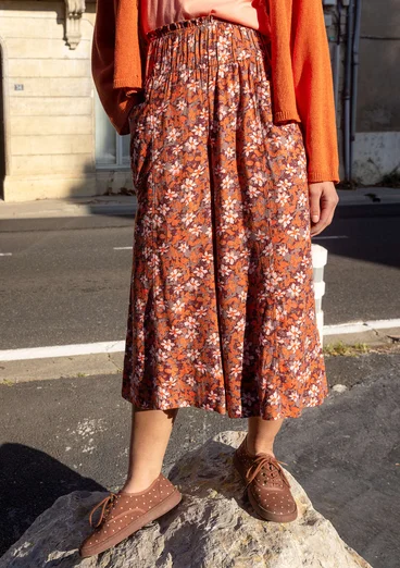Webhose „Flora Flow“ aus Viskose - malve-gemustert