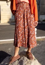 Webhose „Flora Flow“ aus Viskose - malve-gemustert