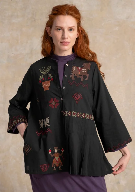 Geborduurde blouse "Skåne" van biologisch katoen - zwart
