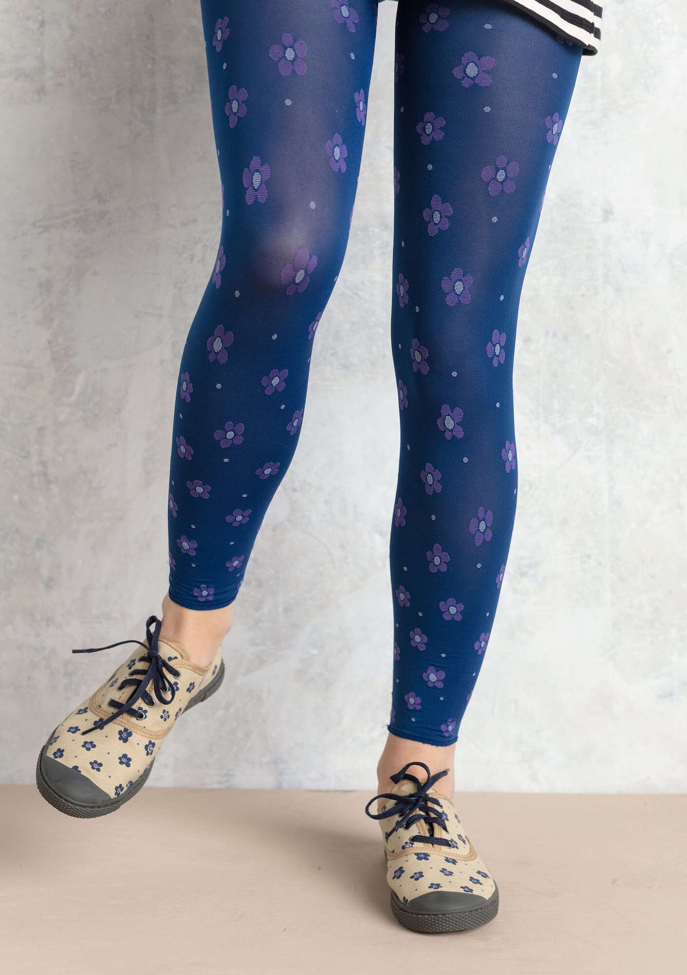 “Belle” jacquard-patterned leggings in recycled nylon indigo