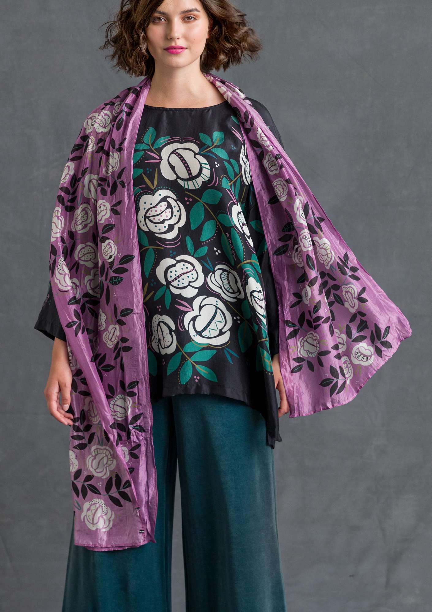 “Rose Garden” silk shawl heather