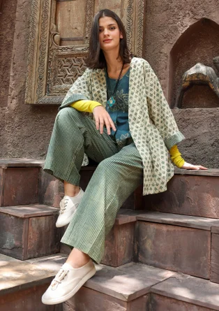 Vevd bukse «Willow» i økologisk bomull - indigo grønn