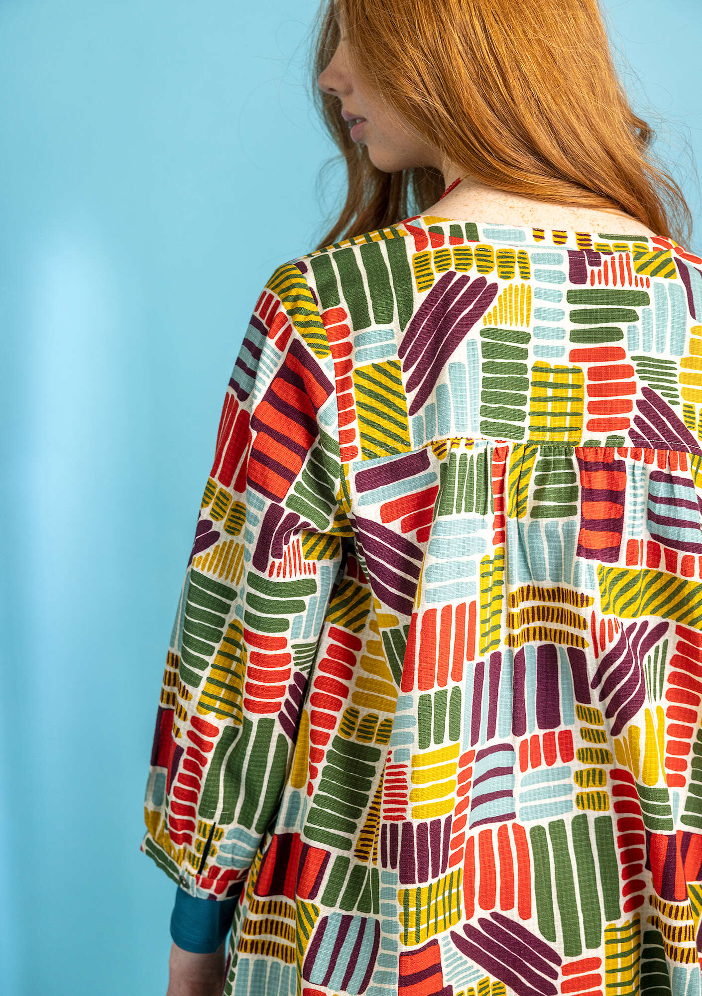 “Ruby” woven organic cotton dobby smock blouse multicoloured/patterned