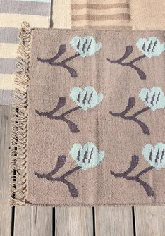 "Wildflower" organic cotton rug - sandy soil