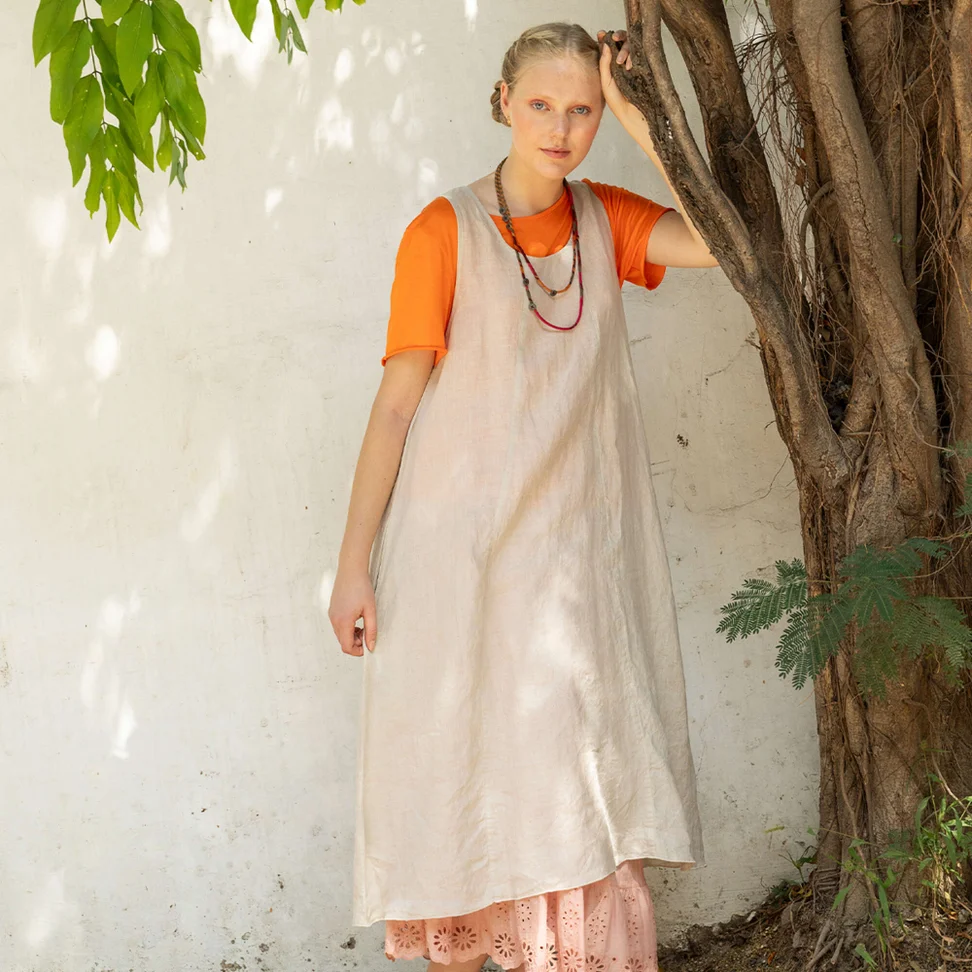Sleeveless woven linen dress - natural