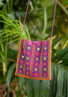 “Sunita” organic cotton embroidered bag - mayflower