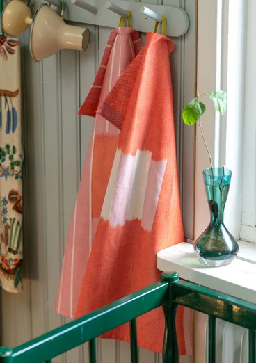 “Ira” organic cotton tea towel - chilli