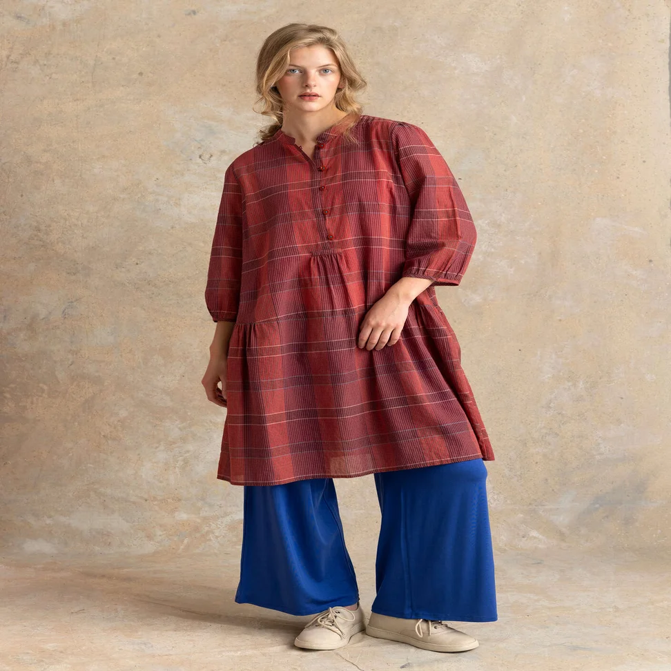 Robe tissée ”Nora” en coton biologique - rouge garance