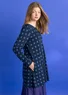 “Tyra” jersey top in organic cotton/modal (dark indigo/patterned M)