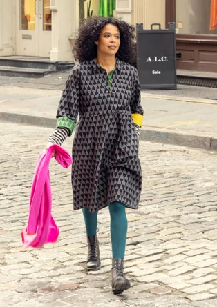 Robe "Concrete" en coton biologique tissé - noir