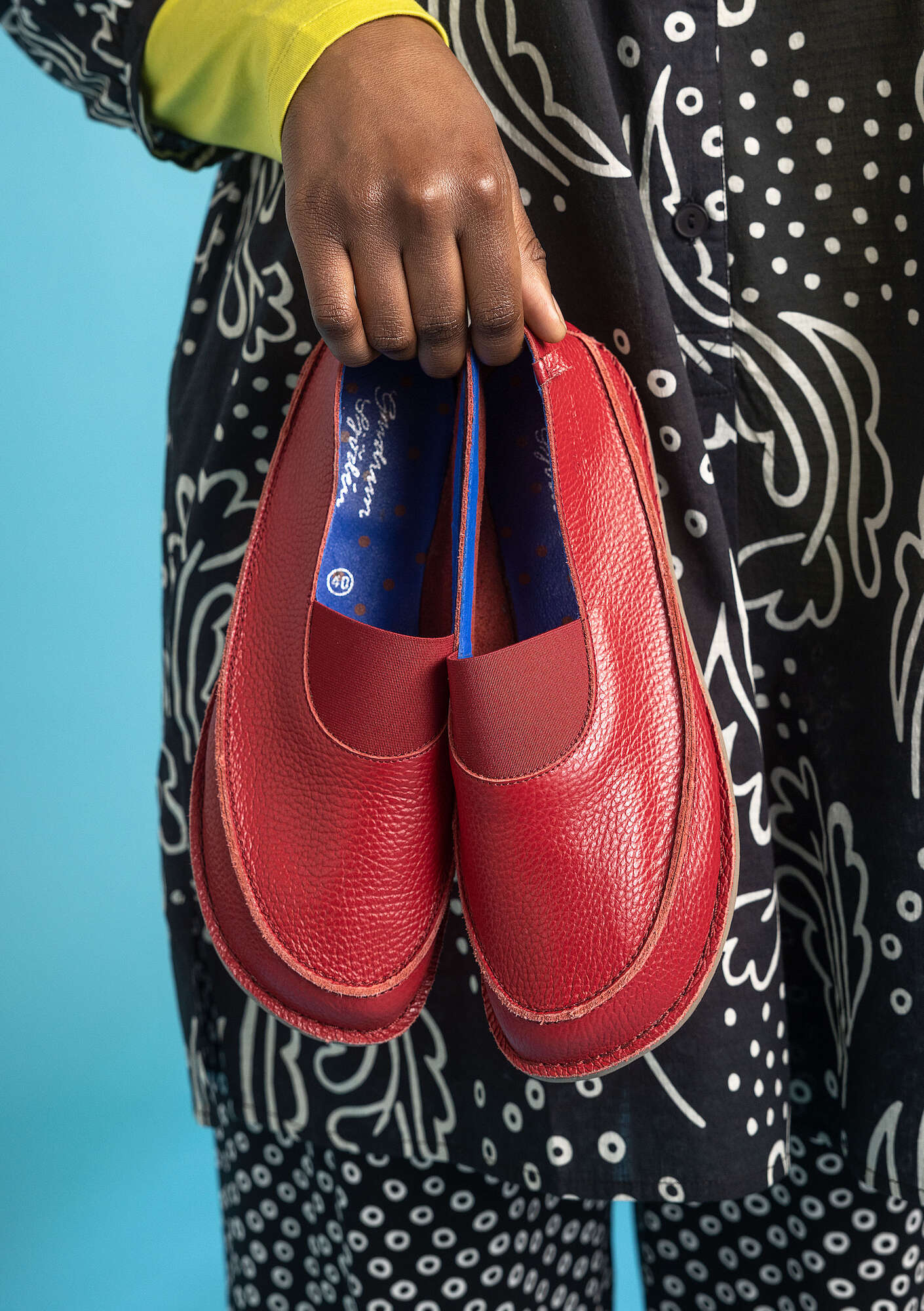 “Irma” nappa shoes with elastic strap agate red thumbnail