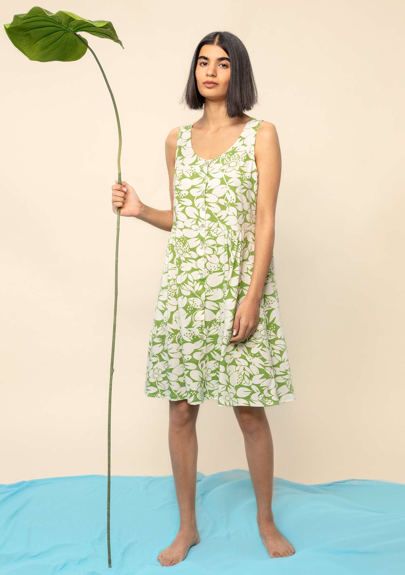“Lotus” jersey dress in organic cotton cicada/patterned