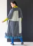 Geblümtes Kleid „1976“ aus Bio-Baumwolle (schwarz L)