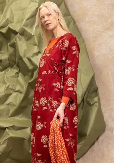 Robe tissée ”Rose hip” en coton biologique - rouge agate