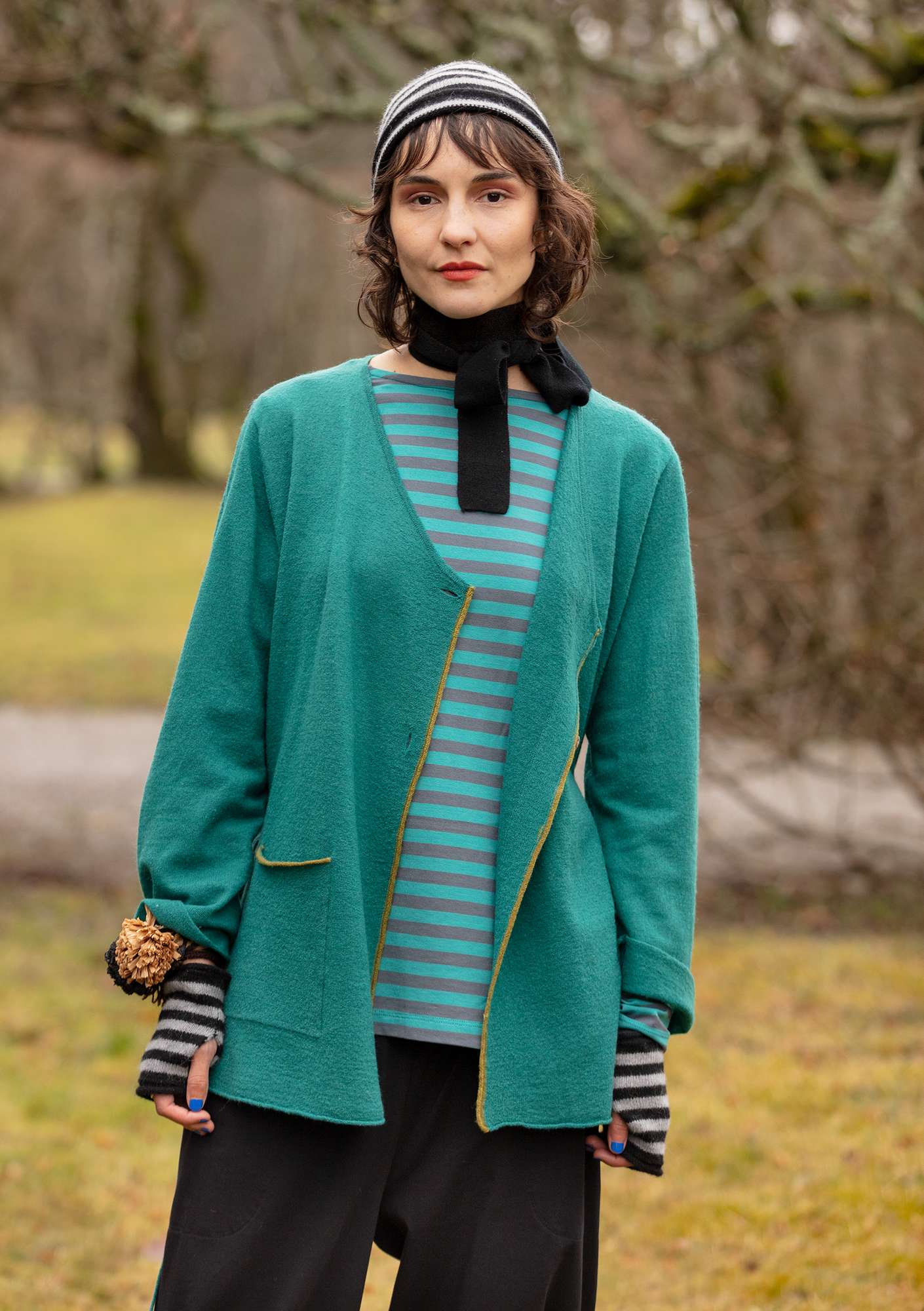 Solid-colour and striped wraparound cardigan crafted from felted wool peacock green thumbnail