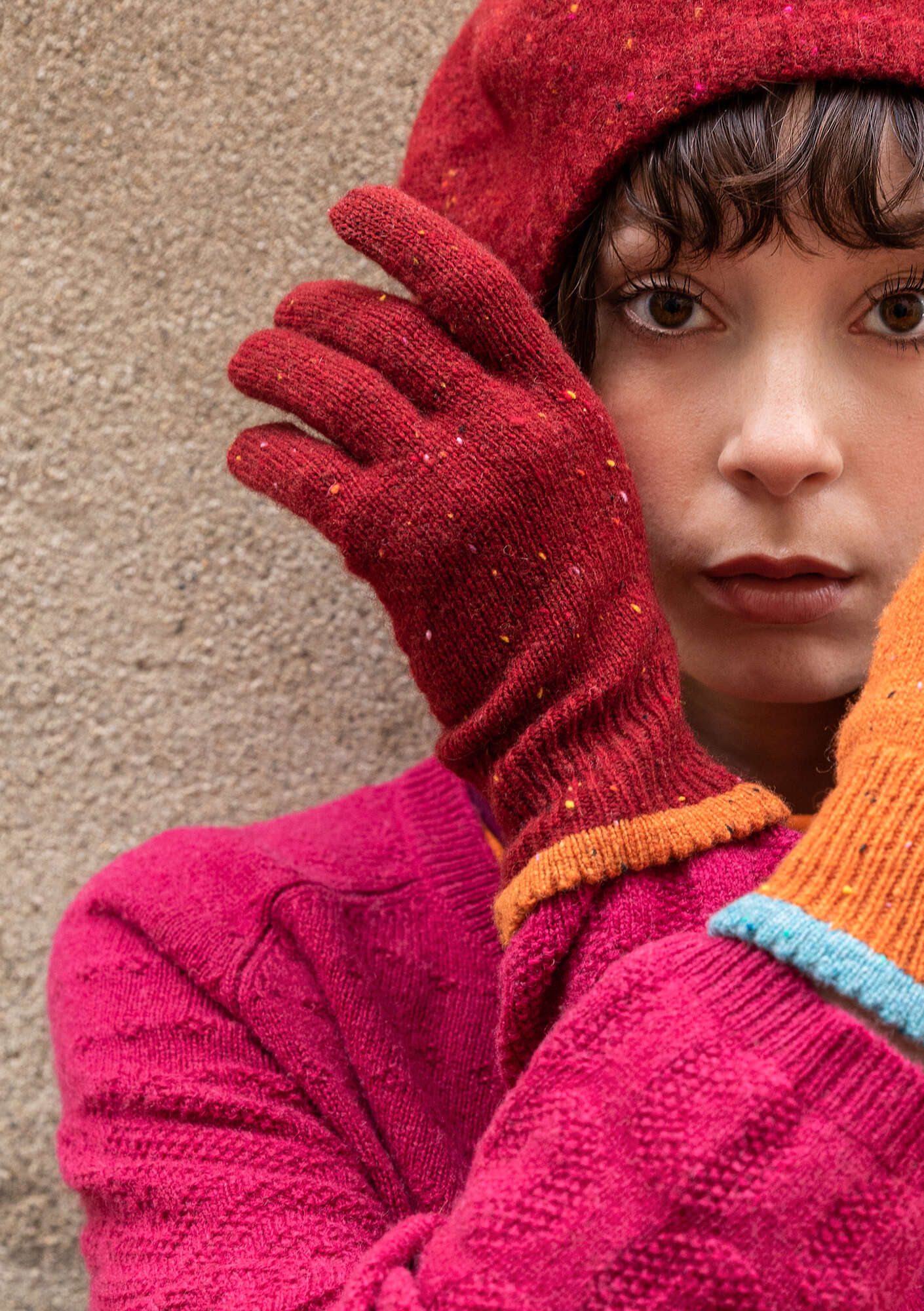 Lambswool touchscreen gloves agate red