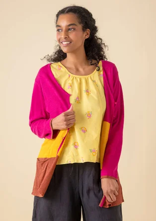 Strickjacke aus Leinen - alpenveilchen-goldocker
