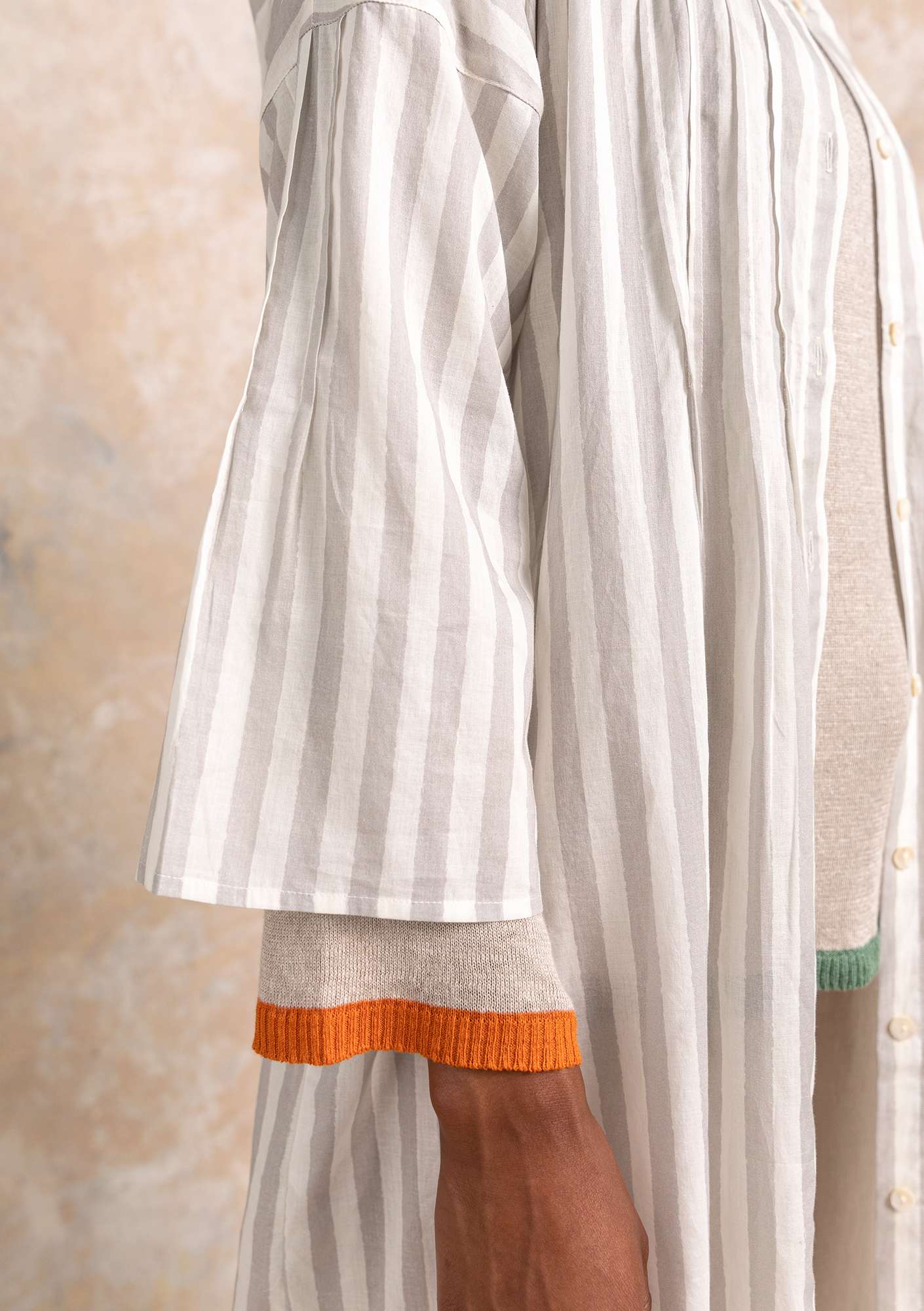 Kleid „Serafina“ aus Öko-Baumwollgewebe elefantengrau-gemustert