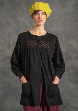 Solid-colored blouse black