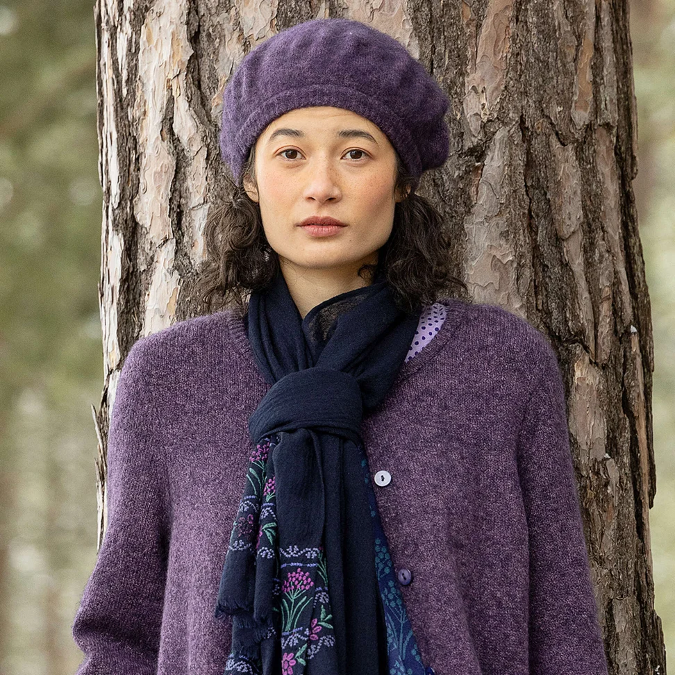 Knitted alpaca blend beret - blackberry/melange