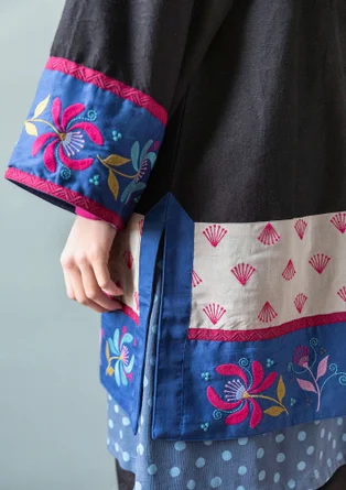 “Mei Lan” jacket in a viscose/cotton/linen blend - black