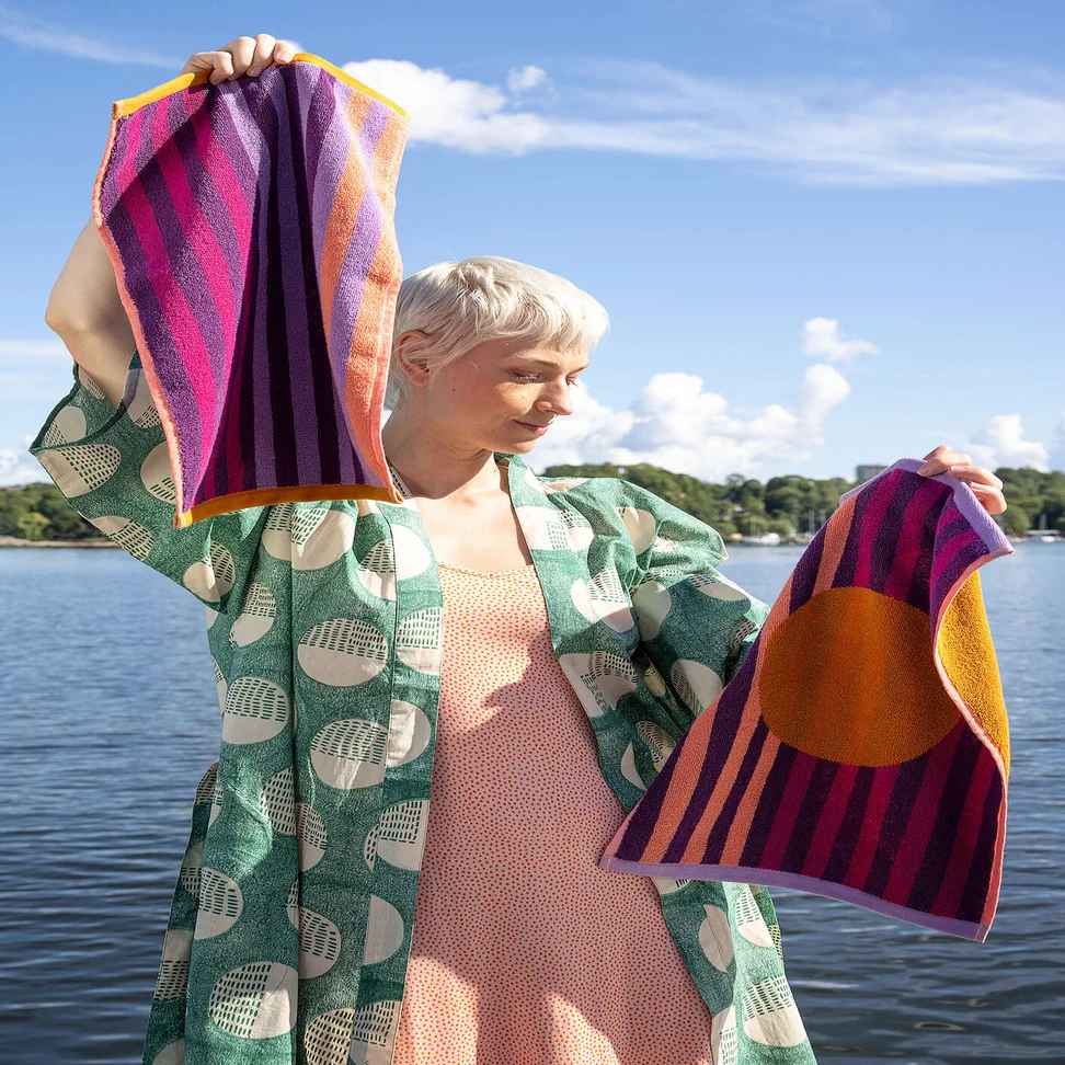 “Sunset” guest towel 2-pack in organic cotton - cochineal