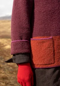 Gestrickte Jacke „Sälen“ aus Wollbouclé - aubergine