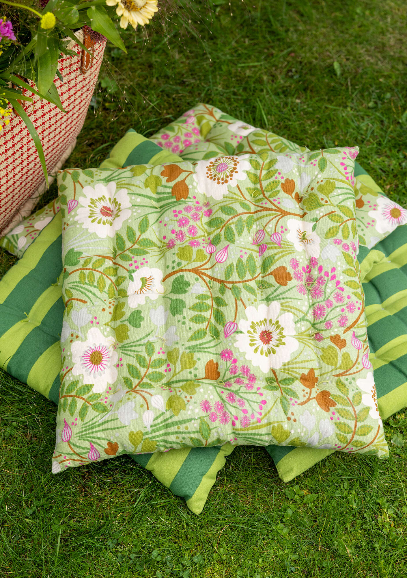 “Primavera” organic cotton seat pad apple green thumbnail