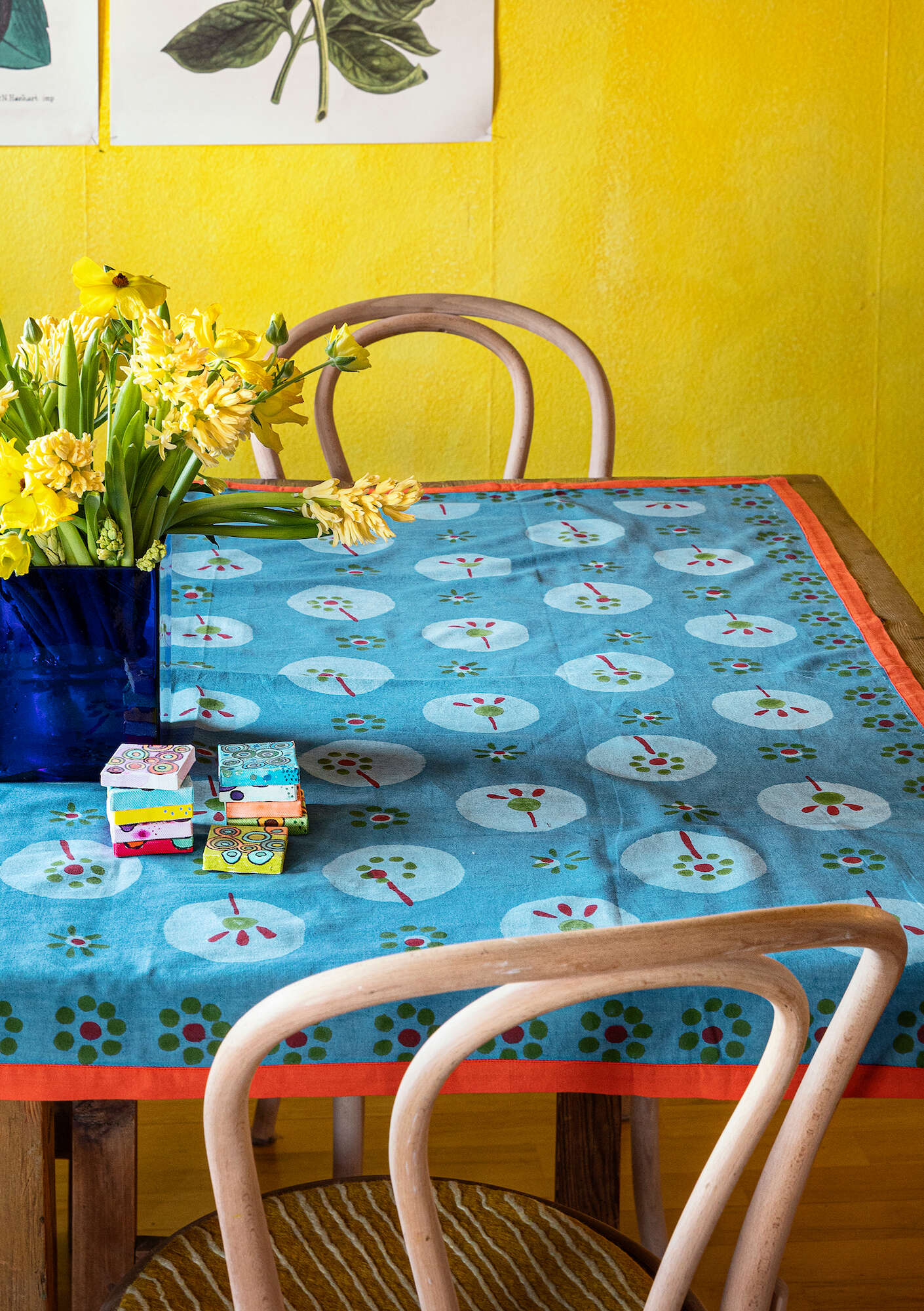 “Indra” tablecloth in organic cotton indigofera