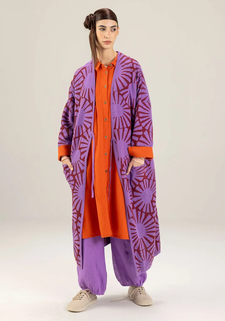 Langstrickjacke „Midori“ aus Bio-Baumwolle - kosmoslila