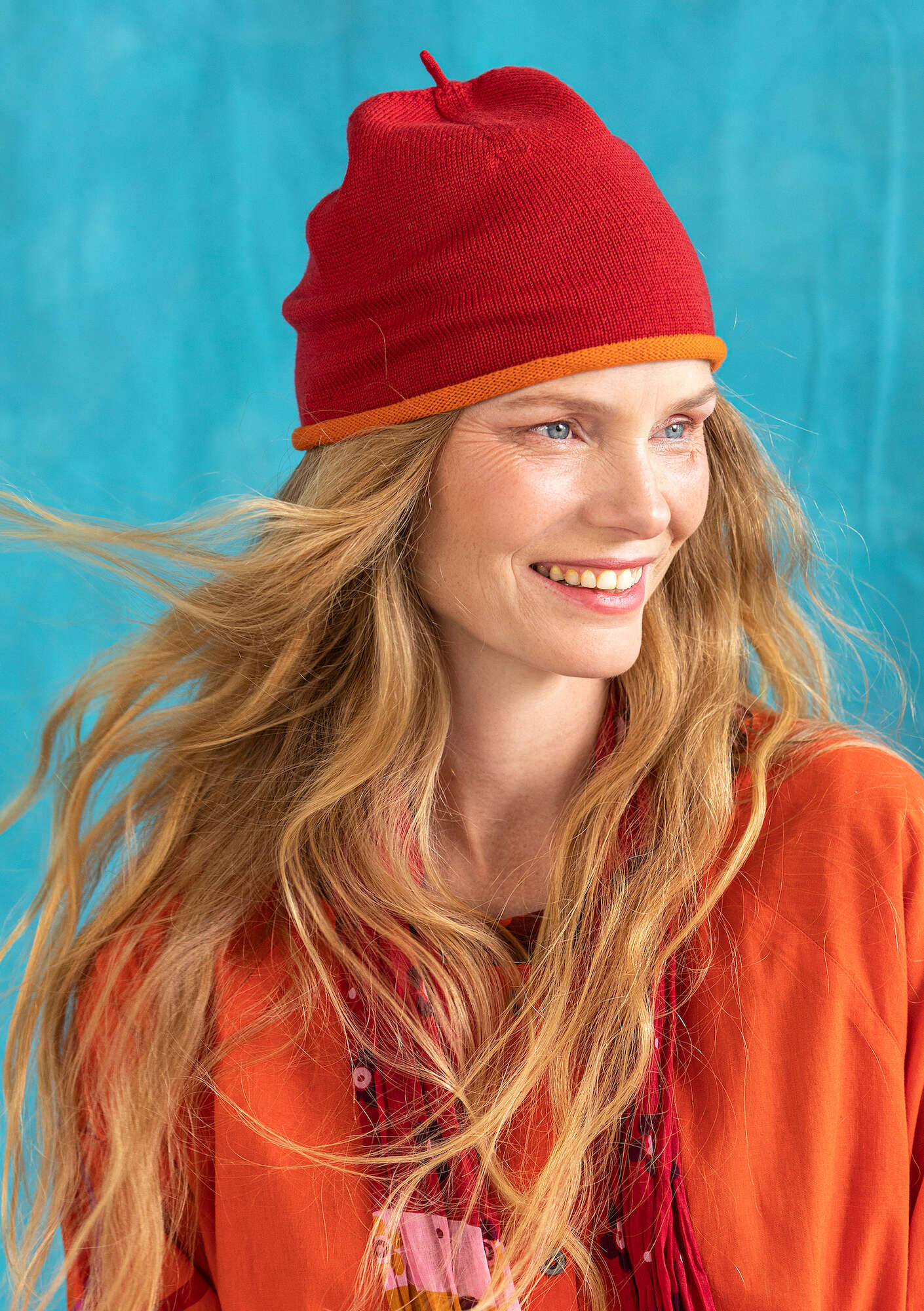 “Rainbow” hat in cotton, wool or cotton/wool  tomato thumbnail