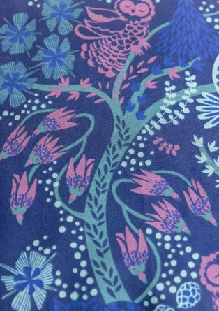 Tafelloper "Alaska Forest" van biologisch katoen - nachtblauw