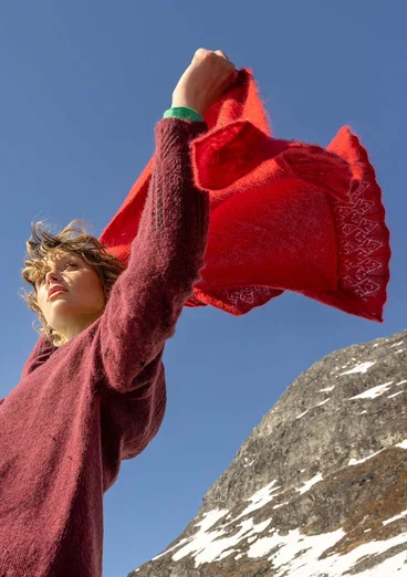 “Forgetmenot” scarf knitted in an alpaca blend - parrot red/melange