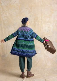 Gemusterte Strickjacke „Luleälven“ aus Lammwolle/Recycling-Wollgemisch - meerglasgrün